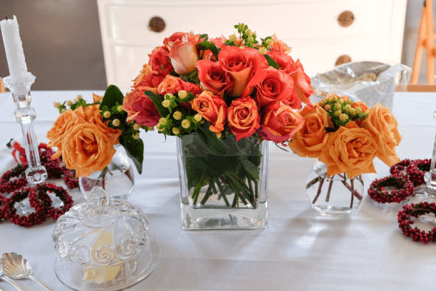 Thanksgiving dessert table centerpiece flowers